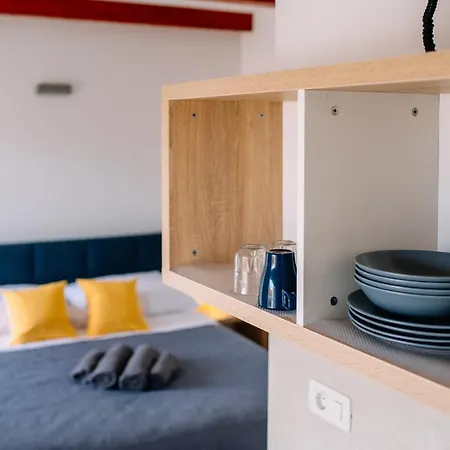 Apartment Art Deco Walls By Duhomes *