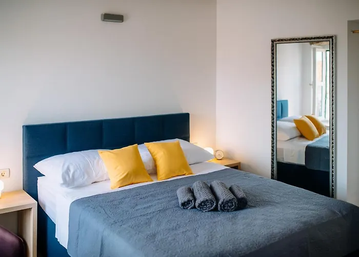 Art Deco Walls By Duhomes * Dubrovnik