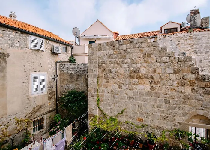 Appartement Art Deco Walls By Duhomes Dubrovnik