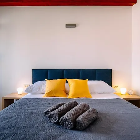 Art Deco Walls By Duhomes * Dubrovnik