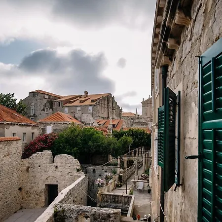 Art Deco Walls By Duhomes * Dubrovnik