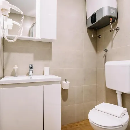 شقة Art Deco Walls By Duhomes