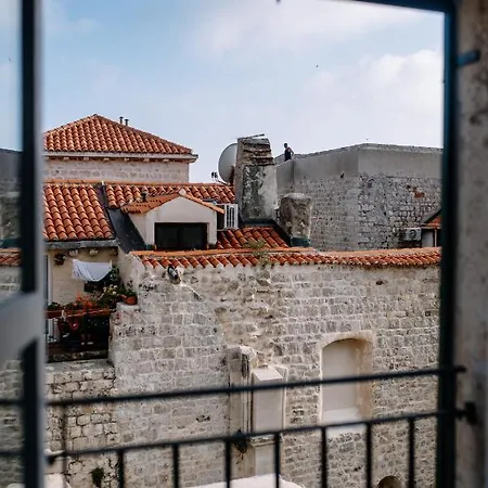 شقة Art Deco Walls By Duhomes